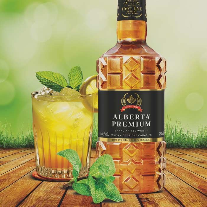 THE WHISKY SMASH